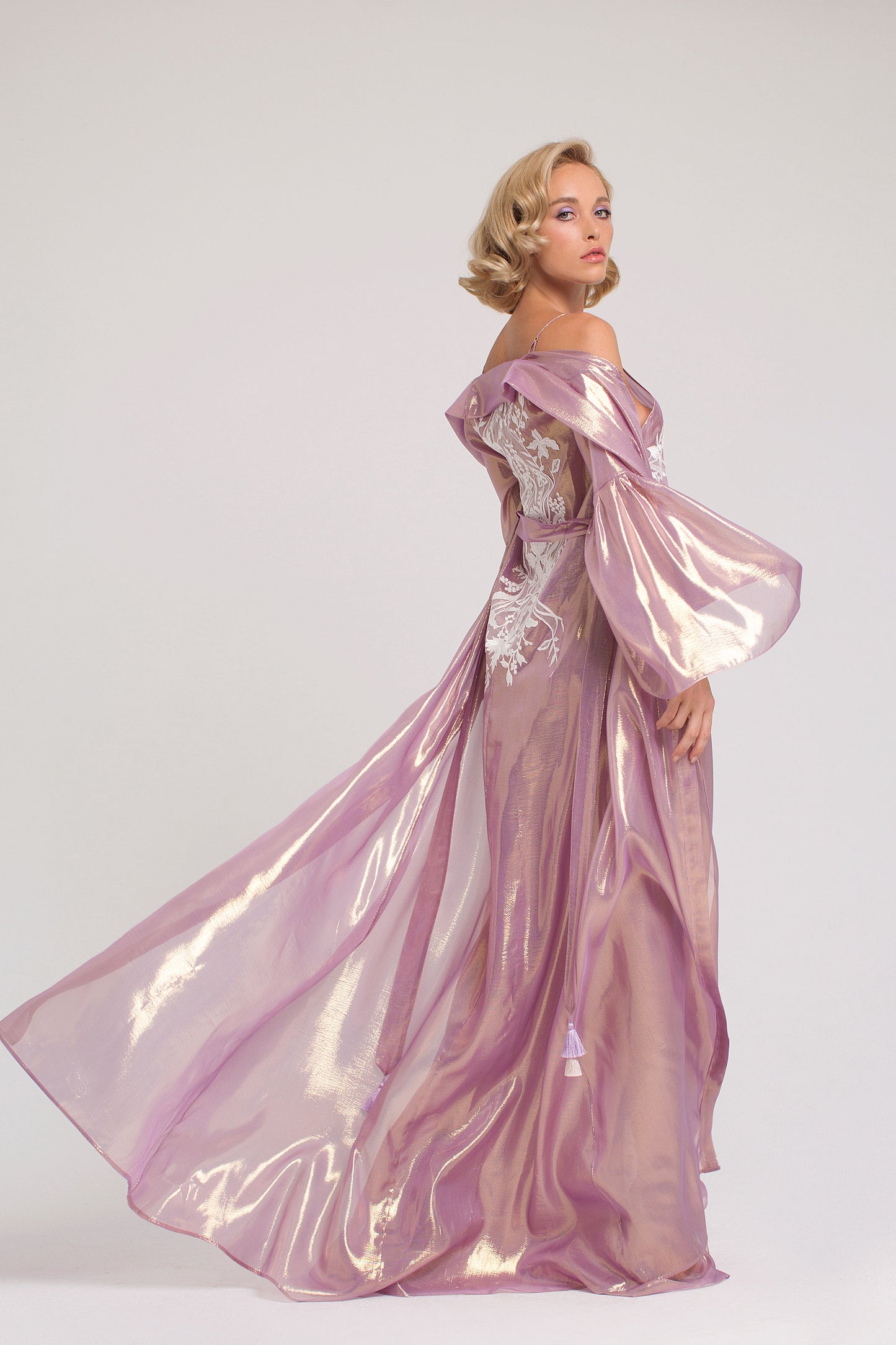 Hadar gown
