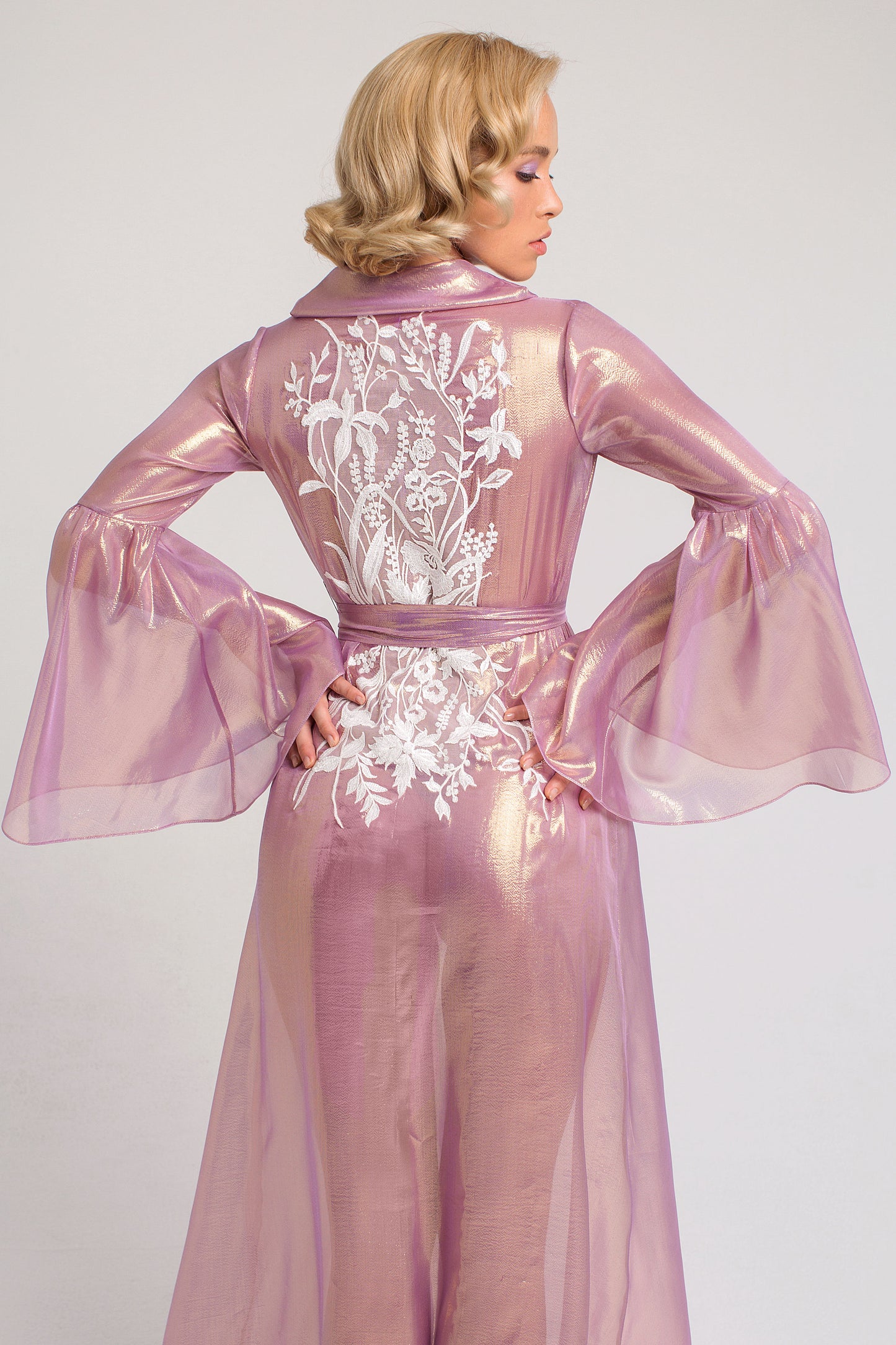 Hadar gown